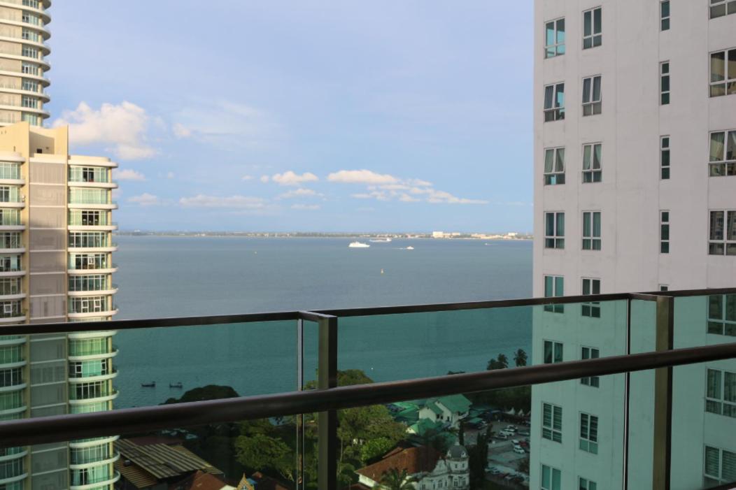 Hejmo Suites George Town Exterior photo